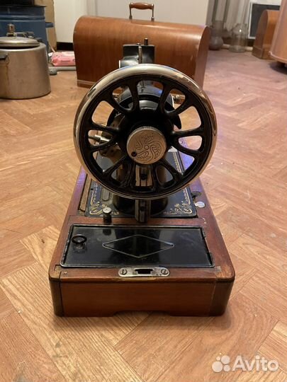 Швейная машина gritzner