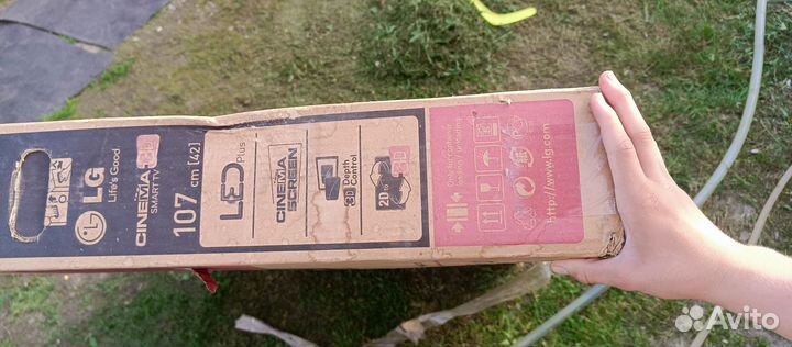 Телевизор LG 42 дюйма со SMART tv и 3D