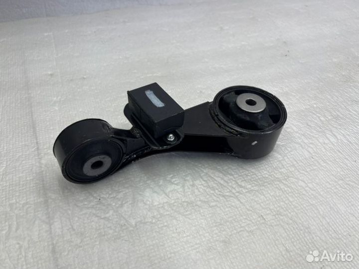 Подушка двигателя Toyota Camry V55 2014-2018