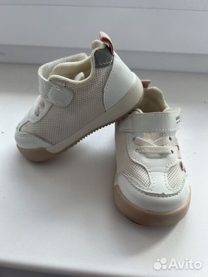 Кроссовки капитошка