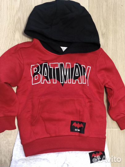 Костюм H&M Batman новый на флисе 90-116