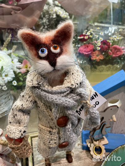 Авторские валяные коты