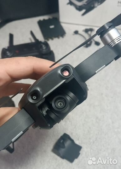 Квадрокоптер dji mavic air fly more combo