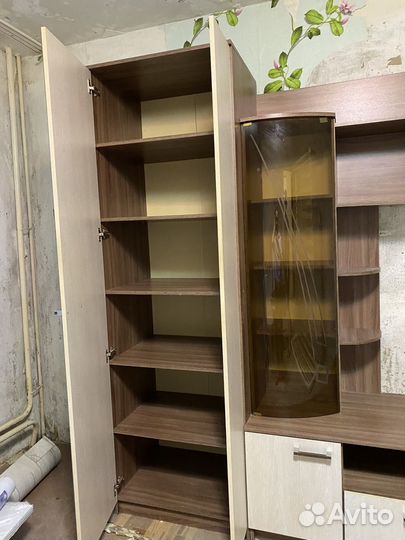 Стенка горка в гостиную бу