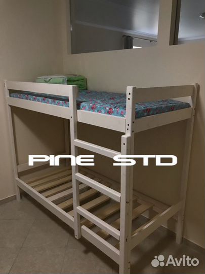 Двухъярусная кровать