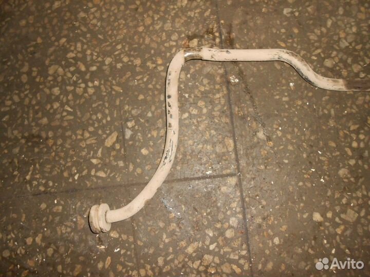 Стабилизатор передний (Volkswagen Passat)