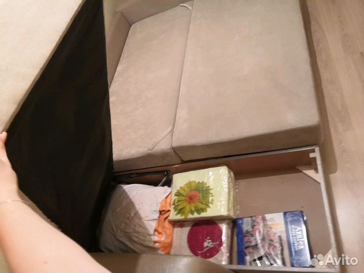 Диван угловой