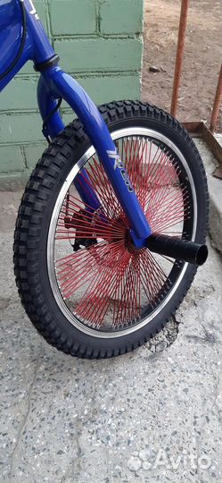 Новый велосипед трюковый BMX