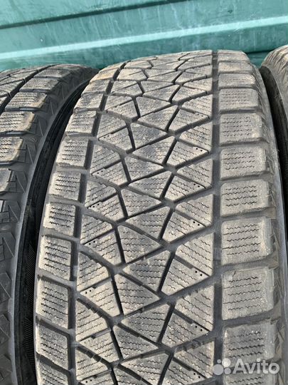 Bridgestone Blizzak DM-V2 225/60 R17 99Q