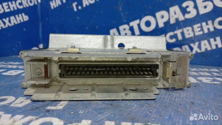 Блок управления АКПП Volkswagen Passat B3 седан