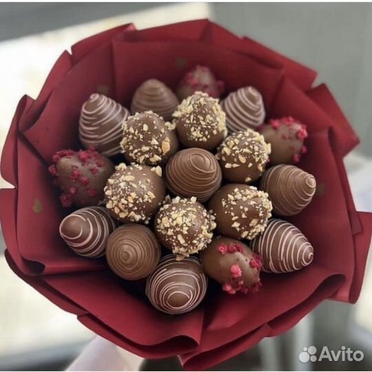 Съедобные букеты клубника в шоколаде