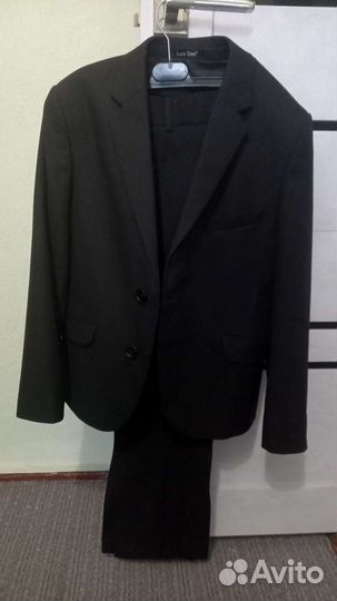 Школьный костюм