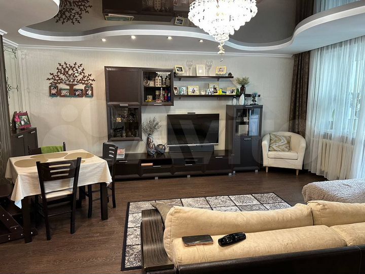 3-к. квартира, 92 м², 4/12 эт.