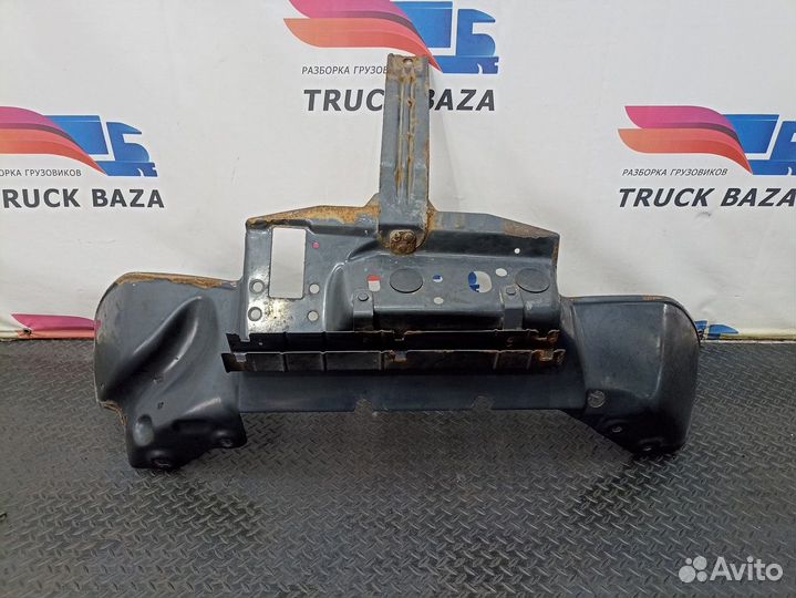 Подкрылок передний левый