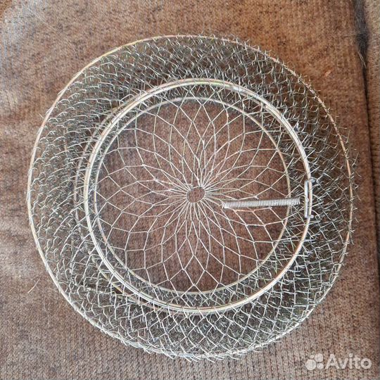 Садок рыболовный металлический,небольшой