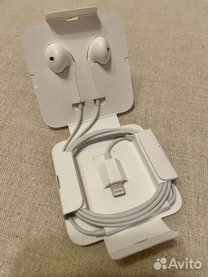 Наушники Apple earpods lightning