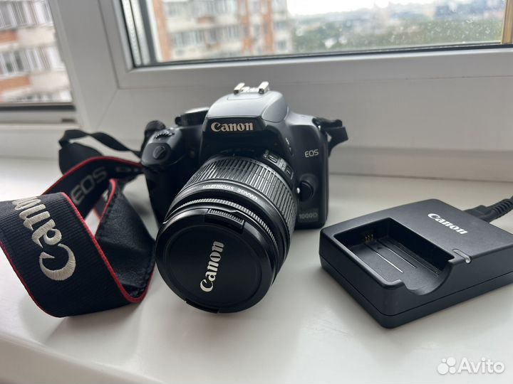 Зеркальный фотоаппарат canon 1000d + efs 18-55