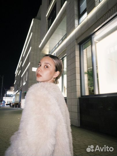 Шуба reserved укороченная из экомеха