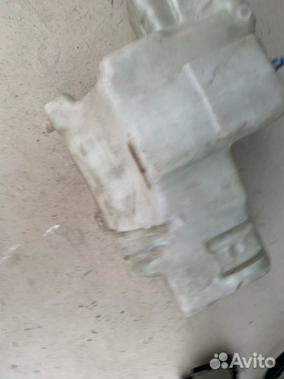 Бачок омывателя mercedes W638 vito viano