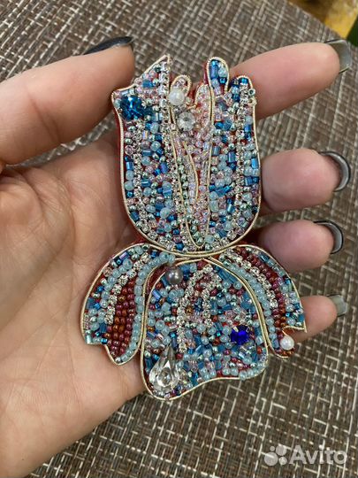 Брошь ручной работы