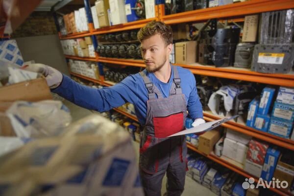 Сотрудник склада