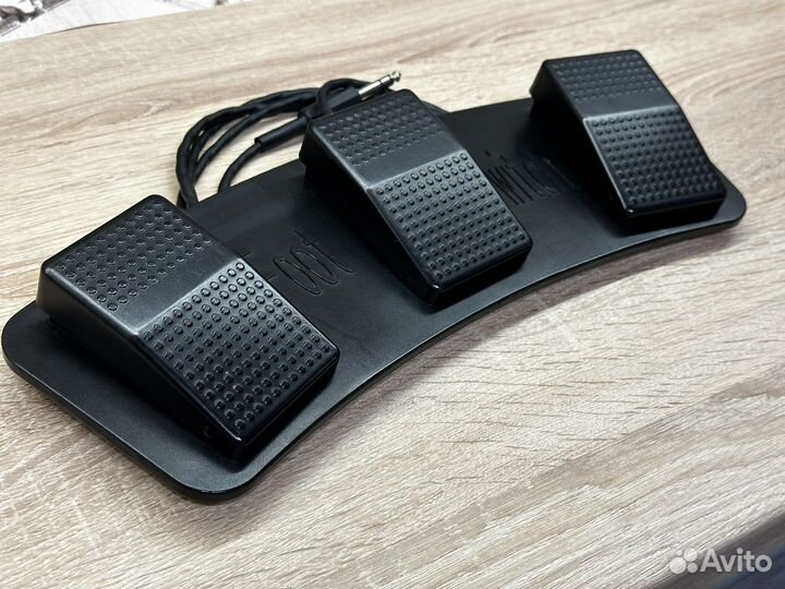 Кастомный футсвитч FS3X