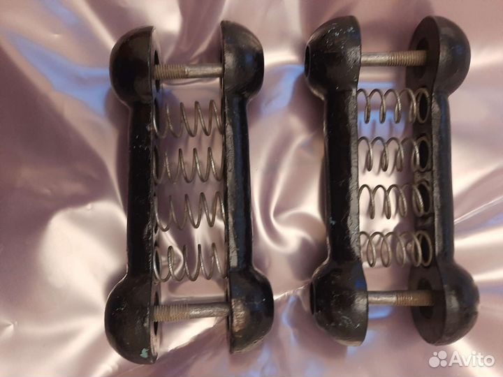 Эспандер кистевой пружинный