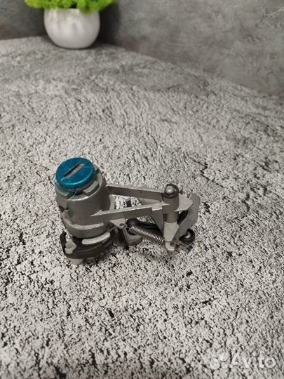 Личинка замка багажника VW Golf 4