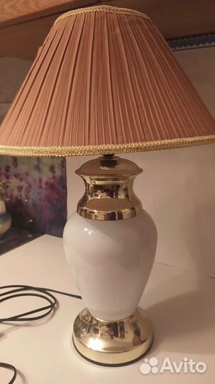 Лампа настольная
