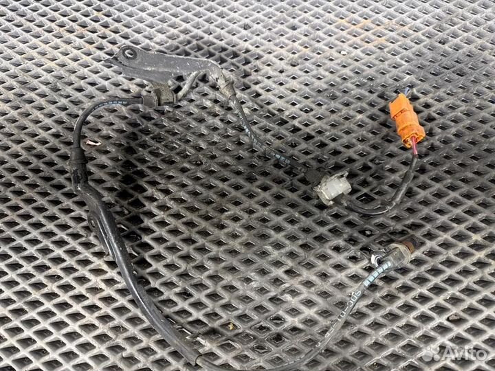 Датчик ABS передний левый Honda Accord CL7 K20A