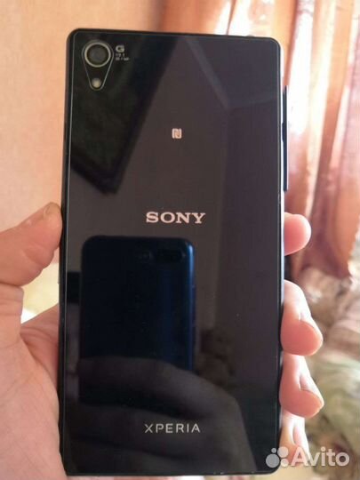 Телефон Sony xperia z2