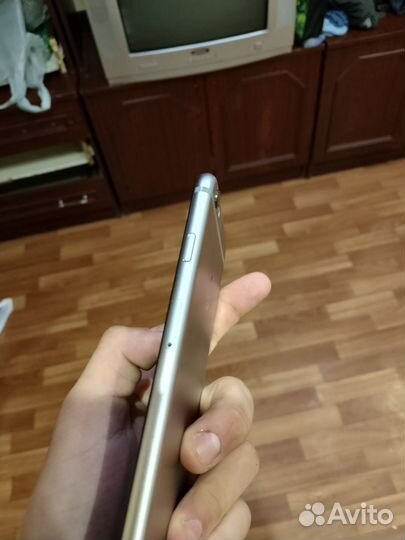 iPhone 6S, 128 ГБ