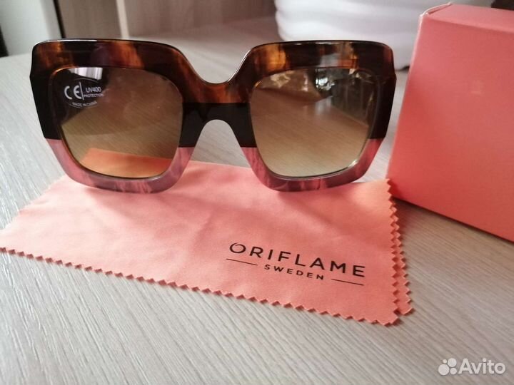 Солнцезащитные очки женские