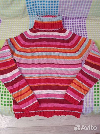 Свитер женский