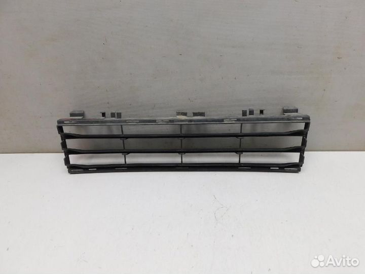 Решетка в бампер центральная BMW 5-Series/M5