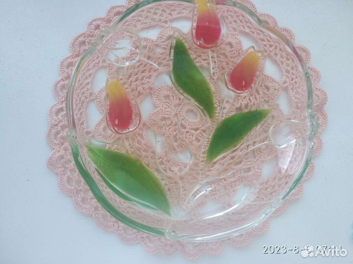 Столовая посуда цветная