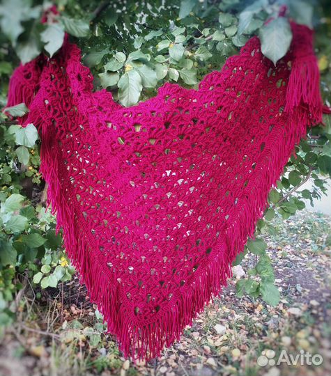 Платок, шаль, снуд, подарки для женщин