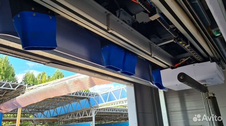 Робот автомойка