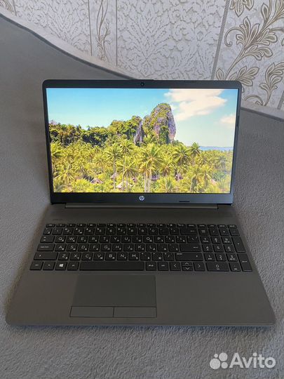 Ноутбук HP(Ryzen3/8Gb/SSD)