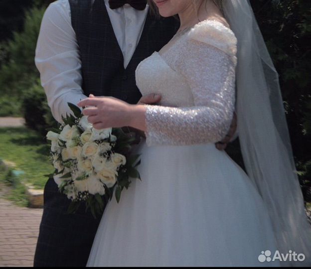 Свадебное платье