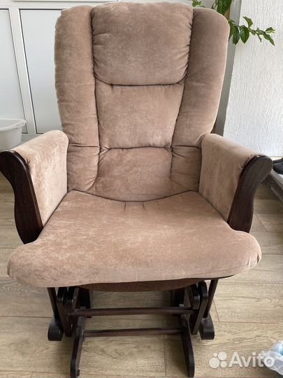 Кресло качалка для кормления