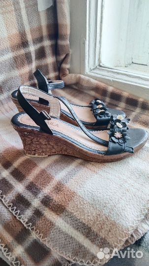 Босоножки женские 39
