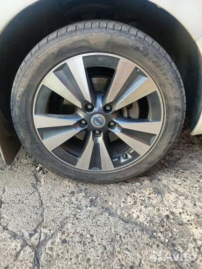 Диски литые оригинальные Nissan Leaf R17 в Томске