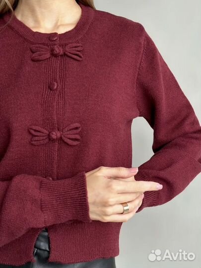Кардиган с бантиками бордовый