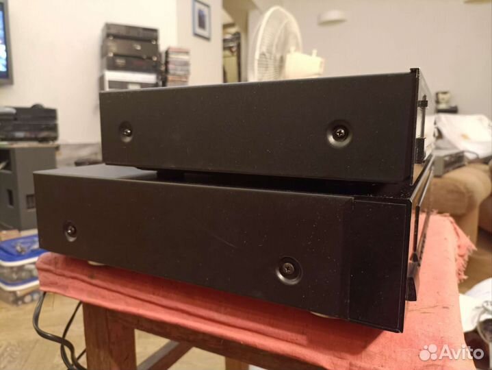 Тюнер Onkyo T-4230, T-4650