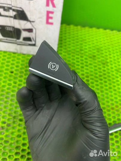 Кнопка ассистента движения Audi S5, F53, F57, F5A