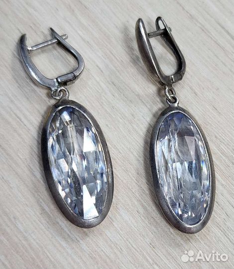 Серебряные серьги 925 пробы. Горный хрусталь