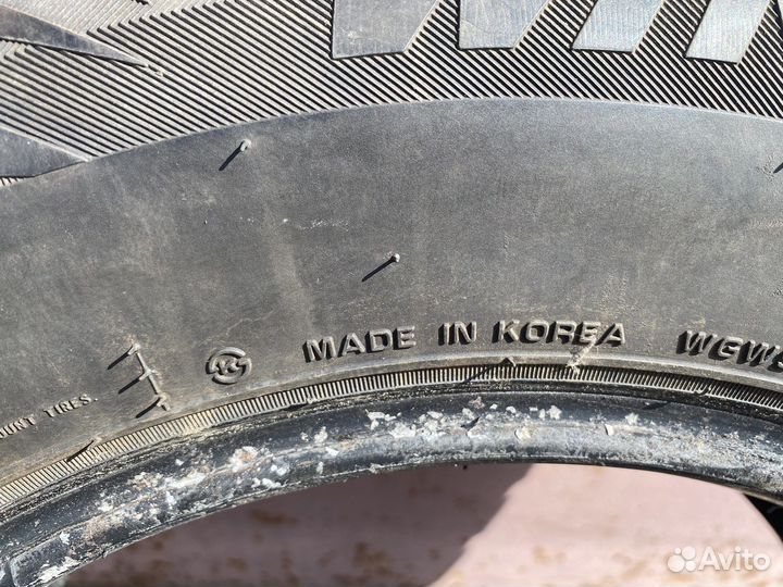 Roadstone Winguard WinSpike 205/70 R15