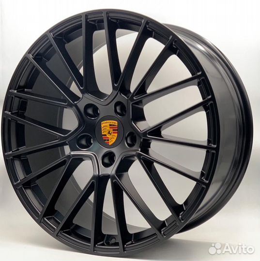 Разноширокие диски на Porsche Panamera R20