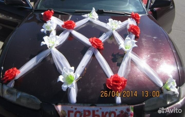 Свадебные украшения на авто